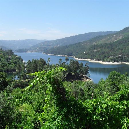 Hotel Lagoa Azul Do Герес Экстерьер фото