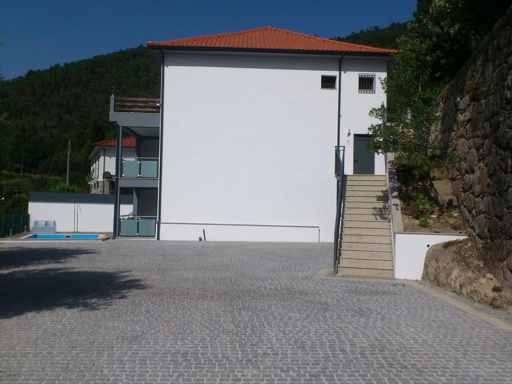 Hotel Lagoa Azul Do Герес Номер фото