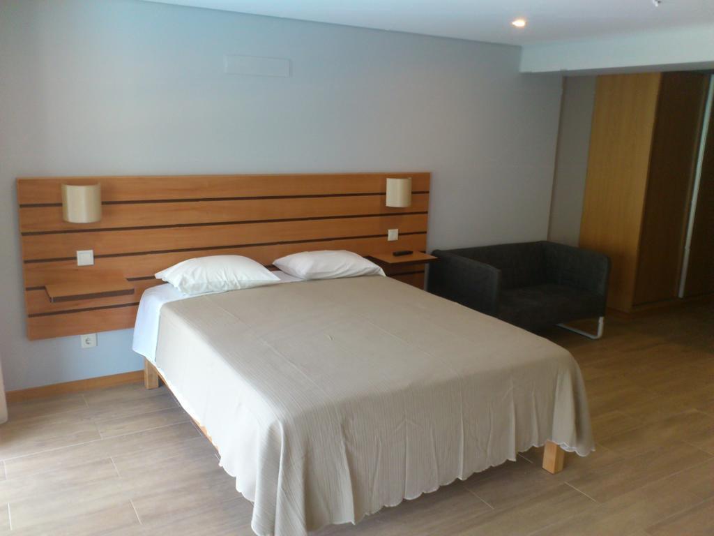Hotel Lagoa Azul Do Герес Номер фото